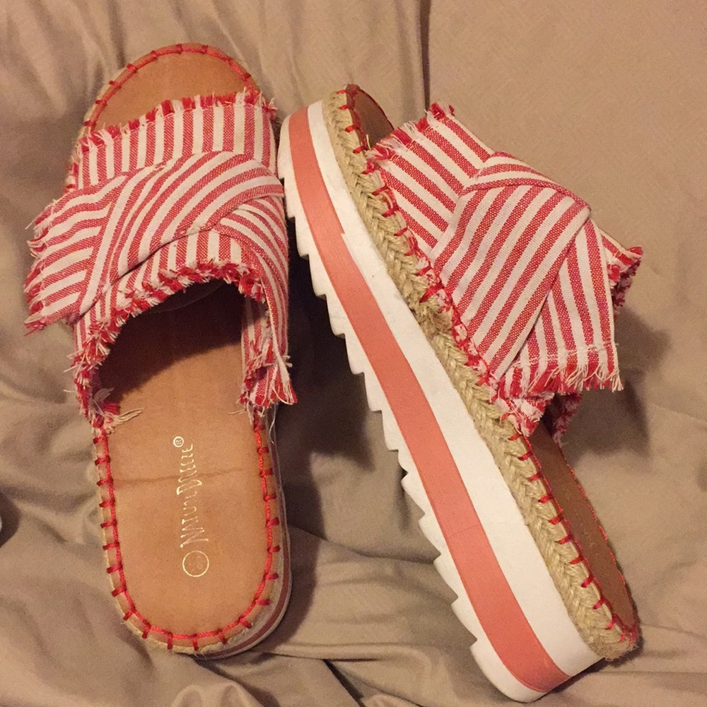 $10SALE 🌹Nature Breeze Sandals
